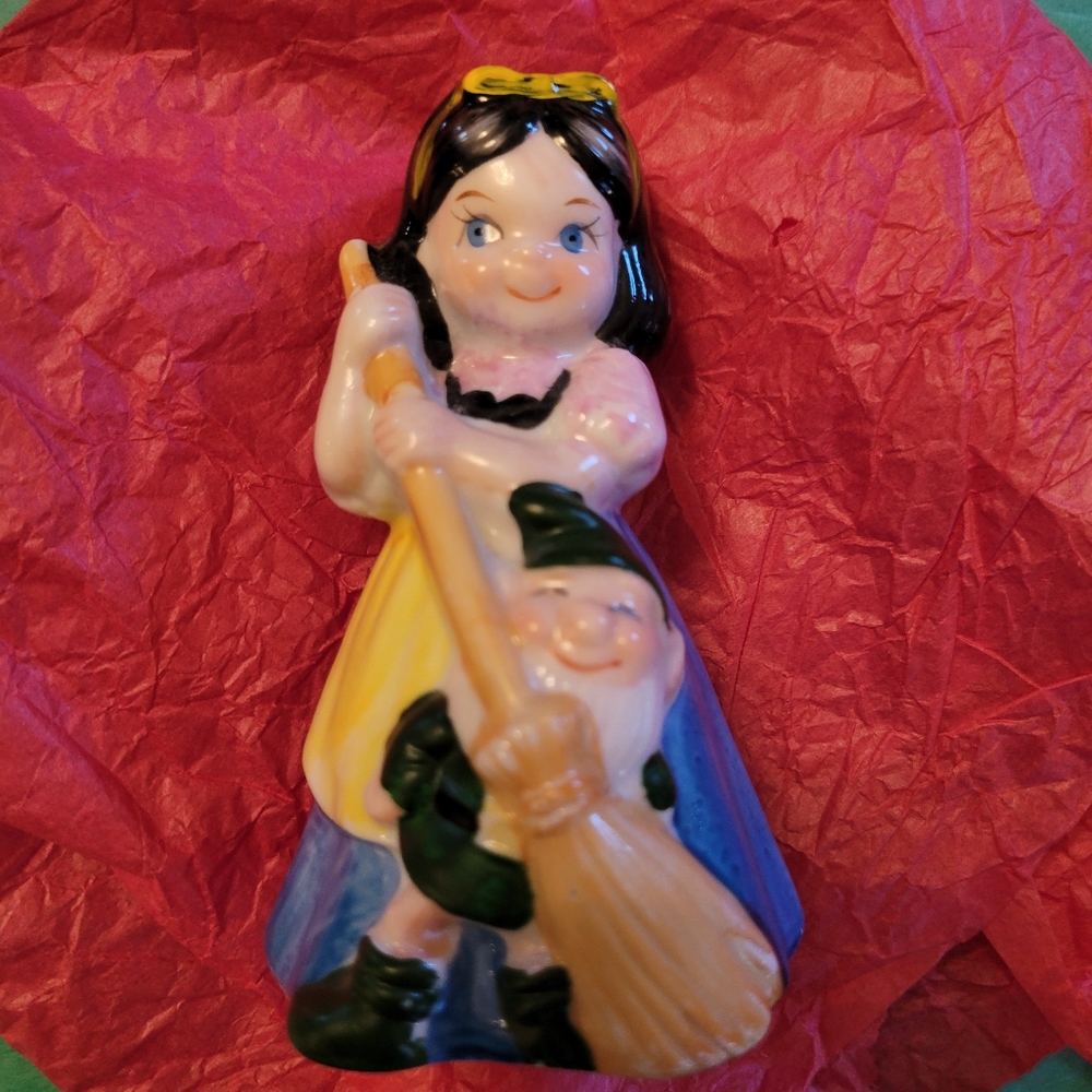 Ceramic Snow White Bell ~ Cute! ~ Vintage 1960s - 1970s? ~ JSNY - Taiwan